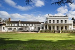 Heathfield indpendent girls day and boarding school Ascot Berkshire